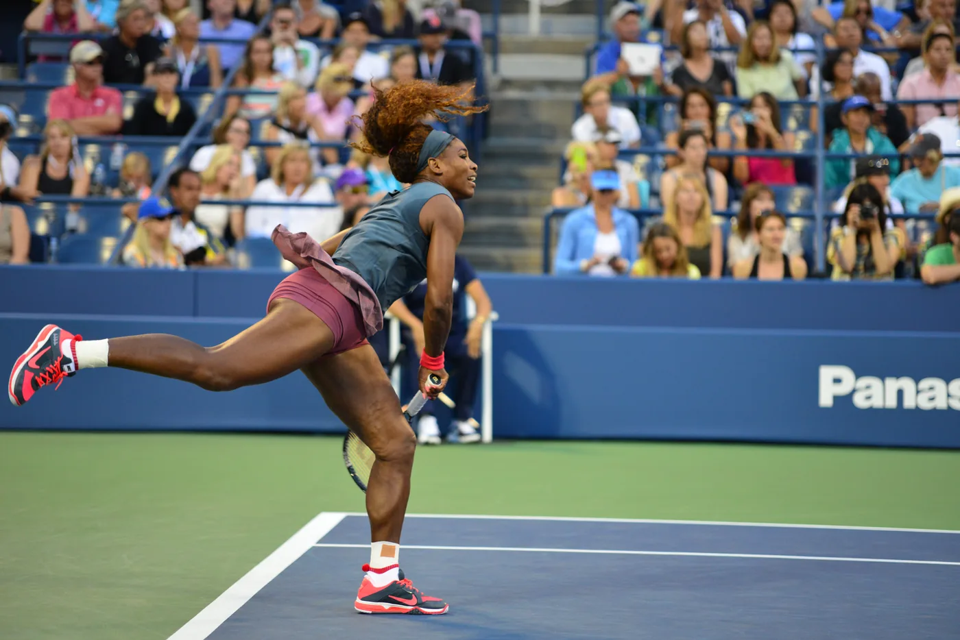 Serena Williams serving at the 2013 US Open