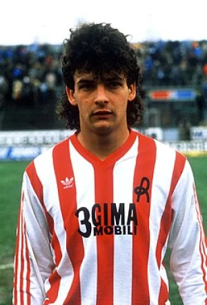 Roberto Baggio — ranked #18
