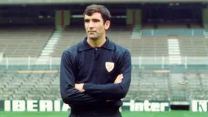 José Ángel Iribar — ranked #5
