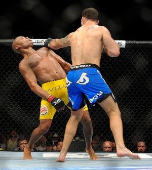 Chris Weidman beats Anderson Silva — ranked #3