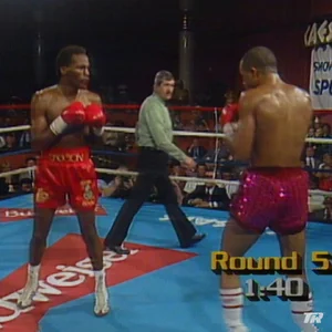 Lloyd Honeyghan beats Don Curry — ranked #5