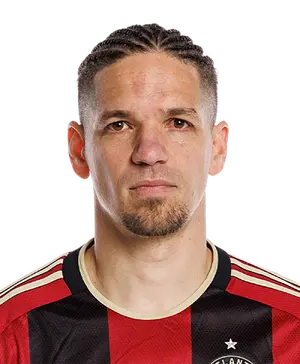 Osvaldo Alonso — ranked #7