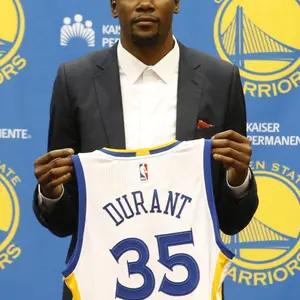 Kevin Durant to Warriors (2016) — ranked #15