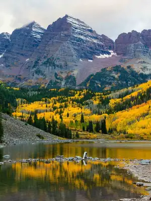 Maroon Lake Scenic Trail — The 17 Best Fall Hikes in Colorado for Aspen Colors