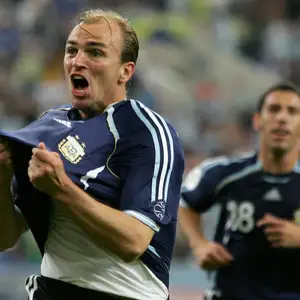 Esteban Cambiasso 2006 — ranked #8