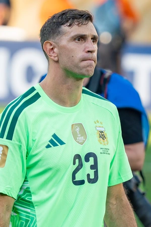 Emiliano Martinez — ranked #7