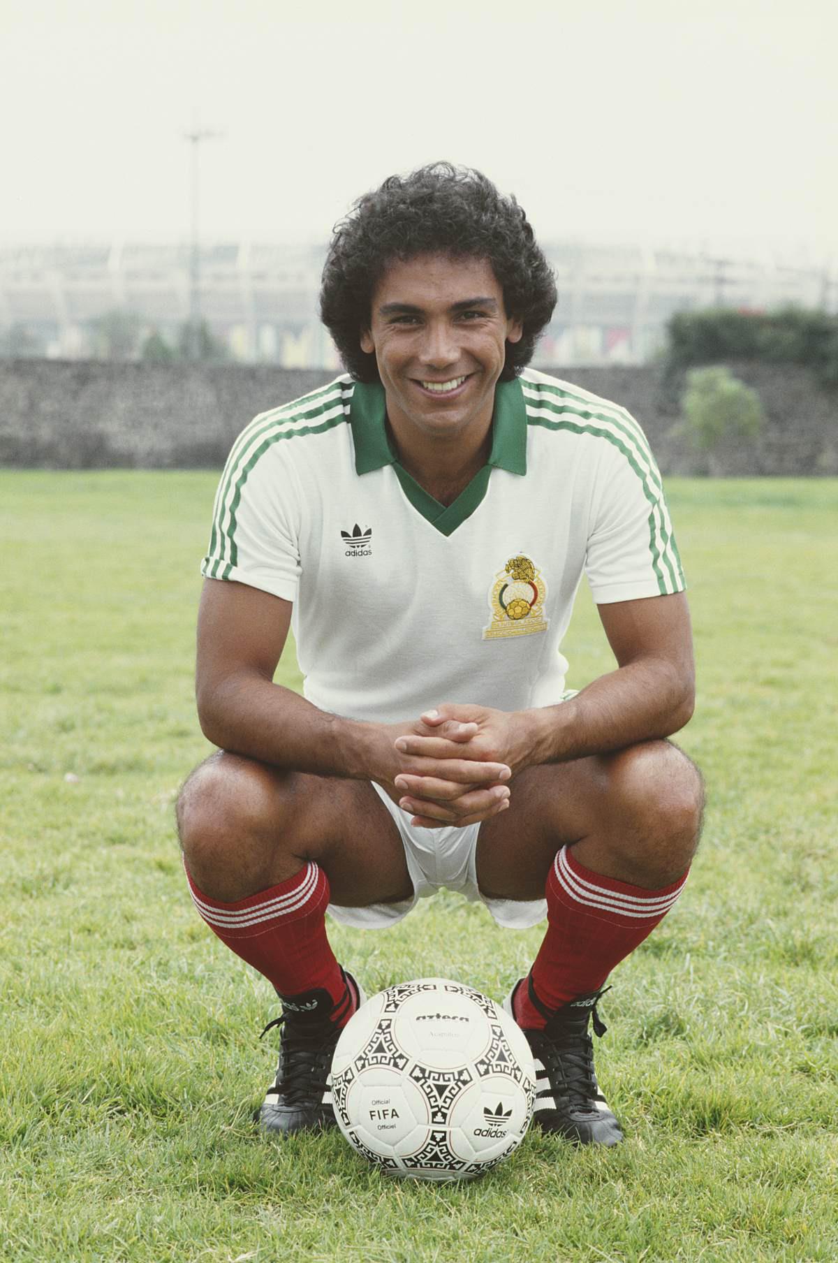 Hugo Sánchez — ranked #4