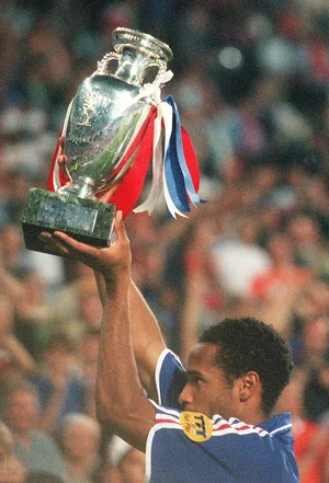 Solo Run vs Denmark (Euro 2000) — ranked #15
