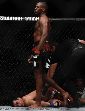 Jon Jones vs Lyoto Machida — ranked #9