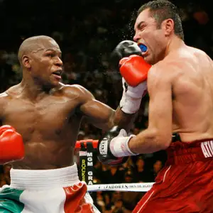 Oscar De La Hoya — ranked #10