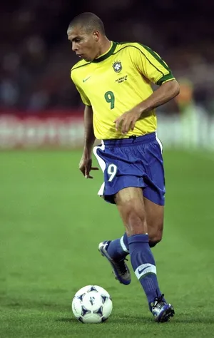 Ronaldo Nazário — ranked #8
