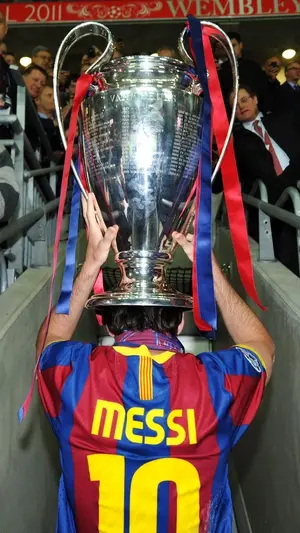 2010–11 Season — ranked #8