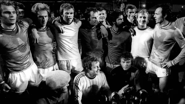 1975–76 - ranking option ranked #8