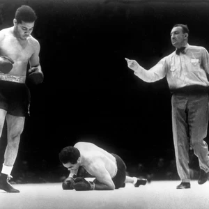 Joe Louis vs Max Schmeling — ranked #8