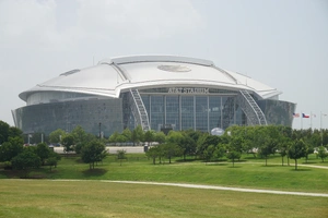 Dallas Cowboys — ranked #10