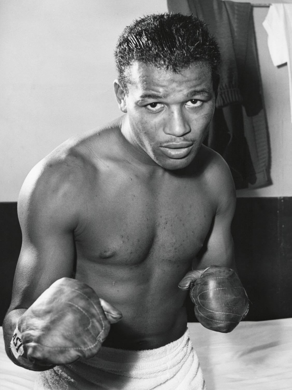 Sugar Ray Robinson vs Joey Archer — ranked #4