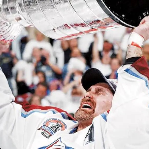 Ray Bourque Lifts the Cup (2001) - ranking option ranked #4