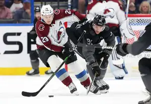 2022 – Avalanche vs Lightning — ranked #12