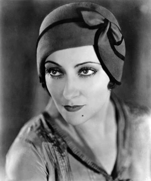 Gloria Swanson — ranked #3