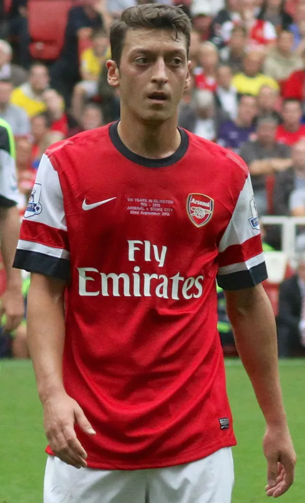 Mesut Özil - ranking option ranked #16