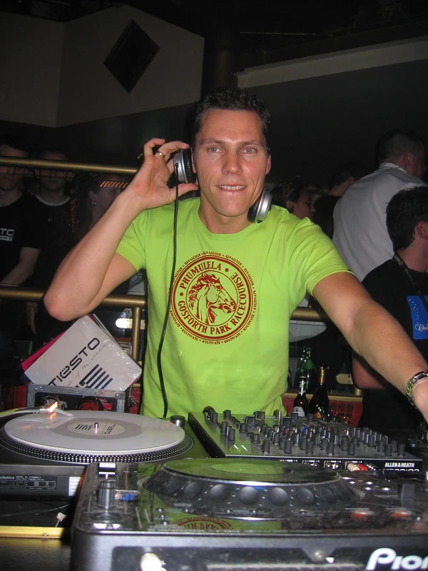 Tiesto - ranking option ranked #6