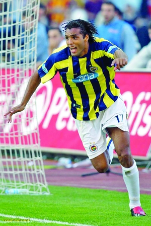 Pierre van Hooijdonk — ranked #7