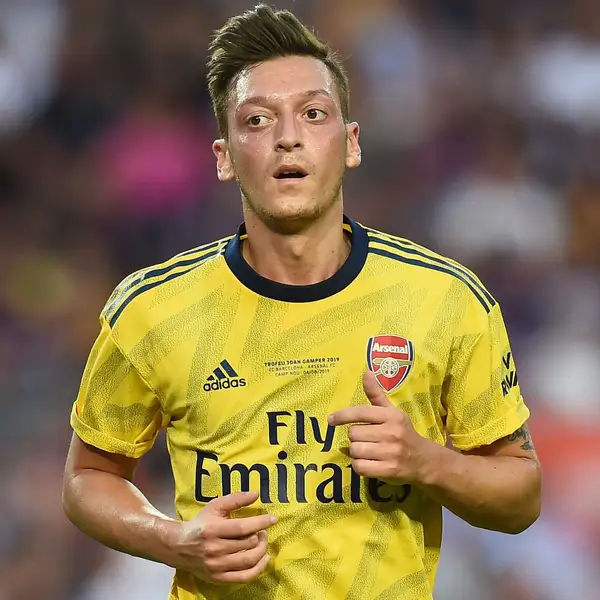 Mesut Özil - ranking option ranked #4