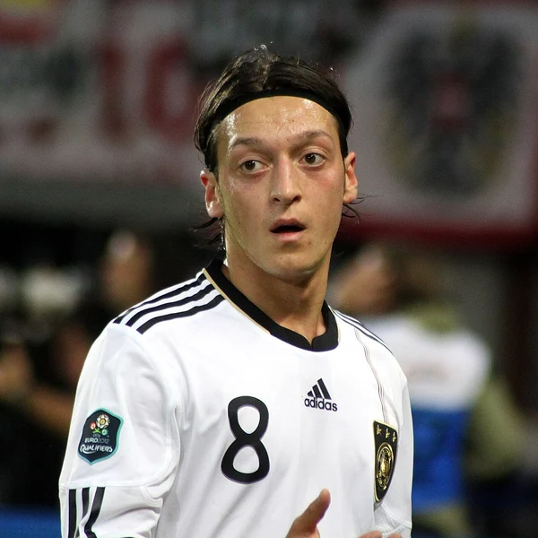 Mesut Özil - ranking option ranked #3