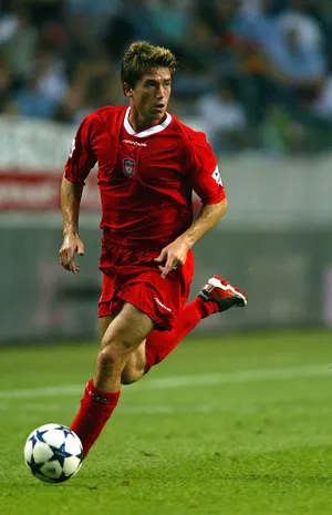 Harry Kewell — ranked #3