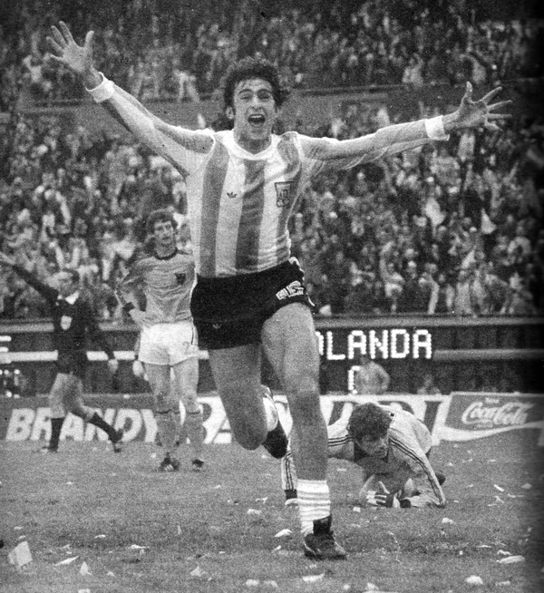 Mario Kempes - ranking option ranked #4