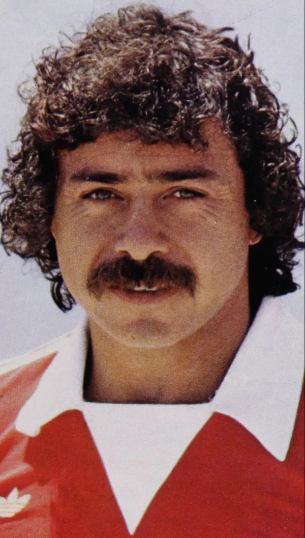 Carlos Caszely - ranking option ranked #11