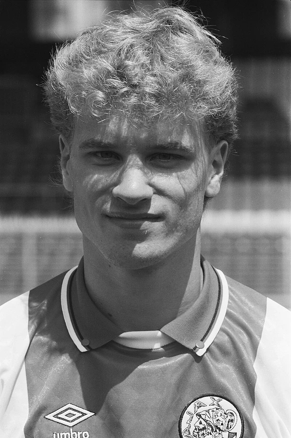 Dennis Bergkamp - ranking option ranked #5