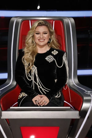 Kelly Clarkson — ranked #2