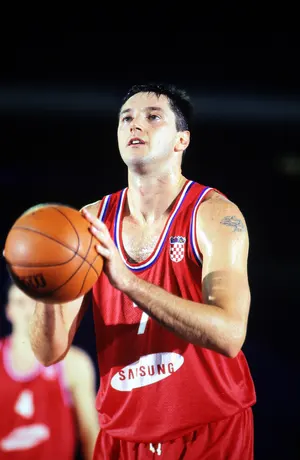 Toni Kukoc — ranked #9